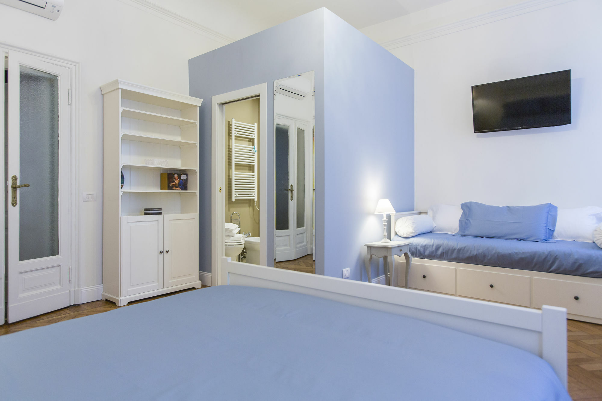Household Settembrini Hotel Milan Luaran gambar